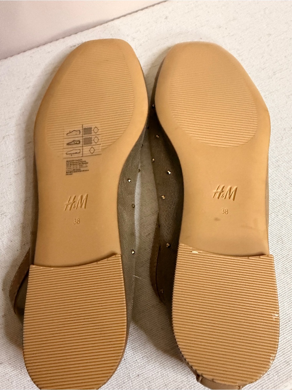 H&M NWOT Women’s Sheer Mesh Embellished Ballet Flats - Picture 4 of 4